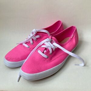 Keds Champion Sneaker in Hot Pink - Never Worn - Back to School